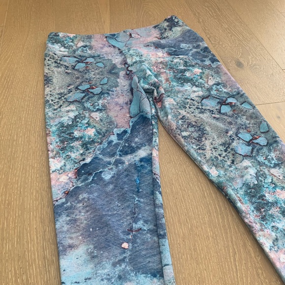 Jala Clothing Leggings, Size M - Picture 1 of 4